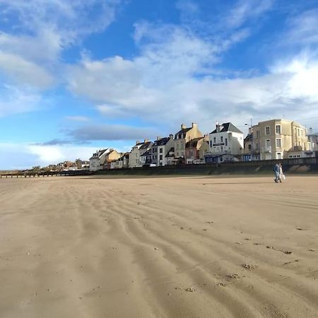 Appartement Avec Jardin Et Acces Mer Grandcamp-Maisy Eksteriør billede