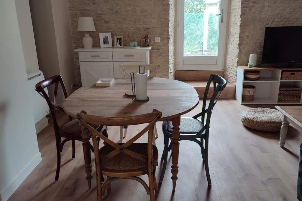 Appartement Avec Jardin Et Acces Mer Grandcamp-Maisy Eksteriør billede