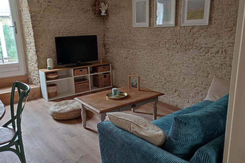 Appartement Avec Jardin Et Acces Mer Grandcamp-Maisy Eksteriør billede
